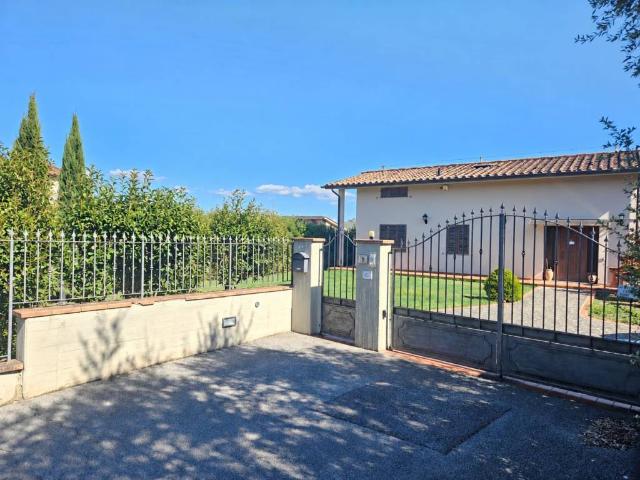 Villa in vendita a Quarrata PT