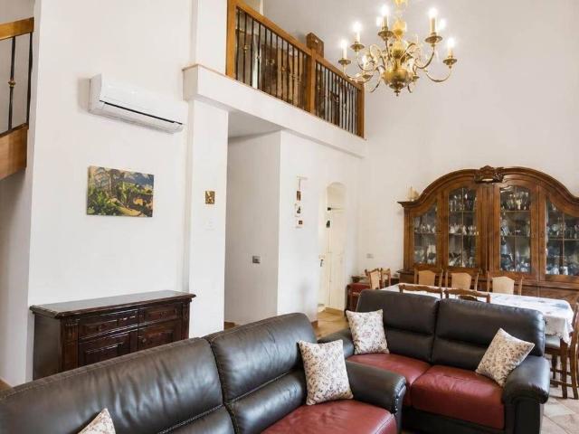 Villa in vendita a Quarrata PT