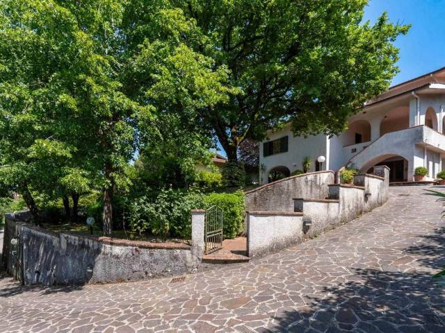 Villa in vendita a Quarrata PT