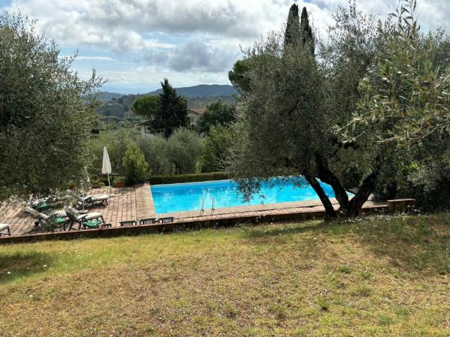 Villa in vendita a Quarrata PT