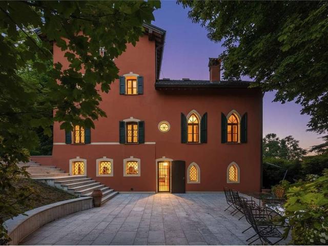 Villa in vendita a Quattro Castella RE