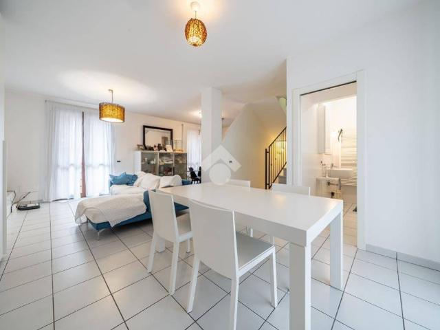 Villa in vendita a Quattro Castella RE