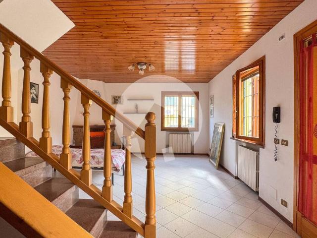 Villa in vendita a Quattro Castella RE