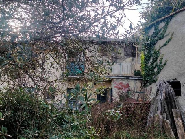 Villa in vendita a Quiliano SV
