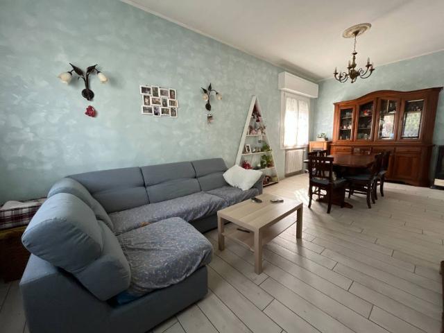 Villa in vendita a Quistello MN
