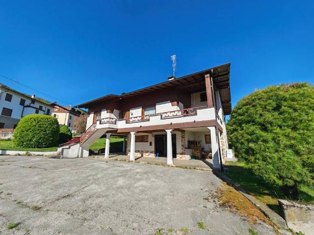 Villa in vendita a Rotzo VI