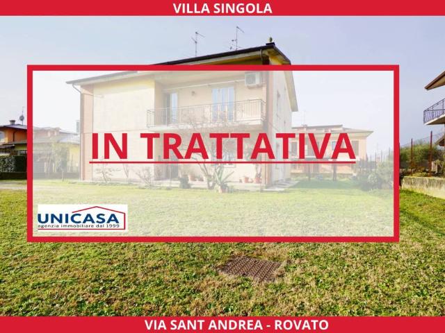 Villa in vendita a Rovato BS