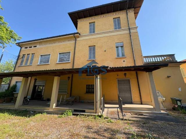 Villa in vendita a Rovato BS
