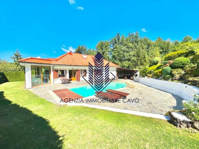 Villa in vendita a Rovegno GE