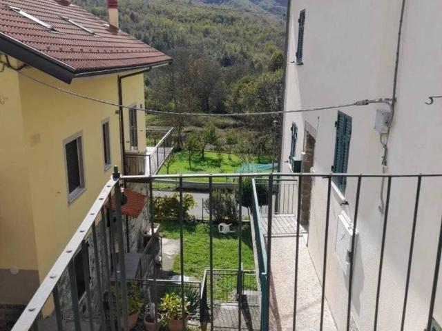 Villa in vendita a Rovegno GE
