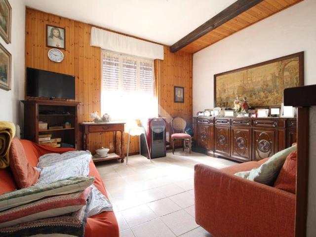 Villa in vendita a Roverbella MN