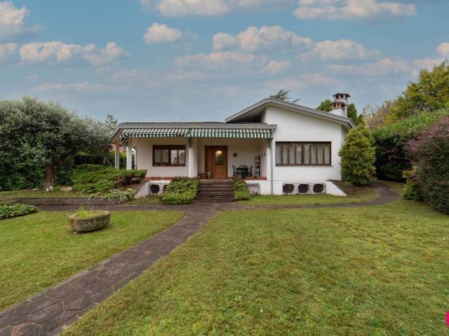Villa in vendita a Roveredo in Piano PN