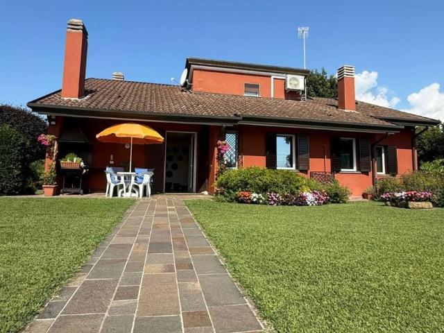 Villa in vendita a Roveredo in Piano PN