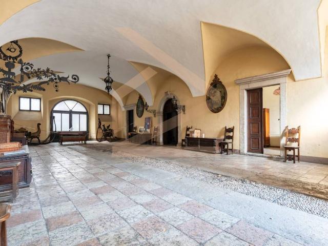 Villa in vendita a Rovereto TN
