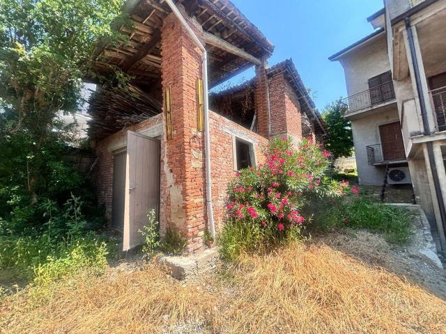 Villa in vendita a Rovescala