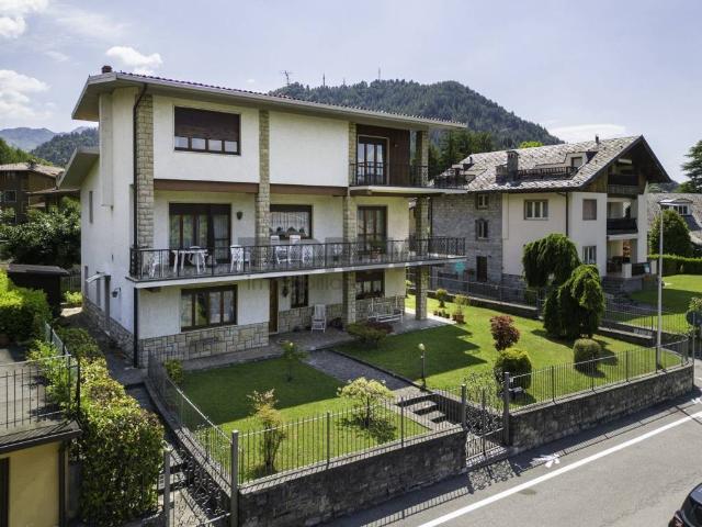 Villa in vendita a Rovetta BG