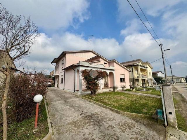 Villa in vendita a Rovigo RO