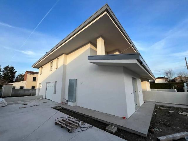 Villa in vendita a Rovigo RO