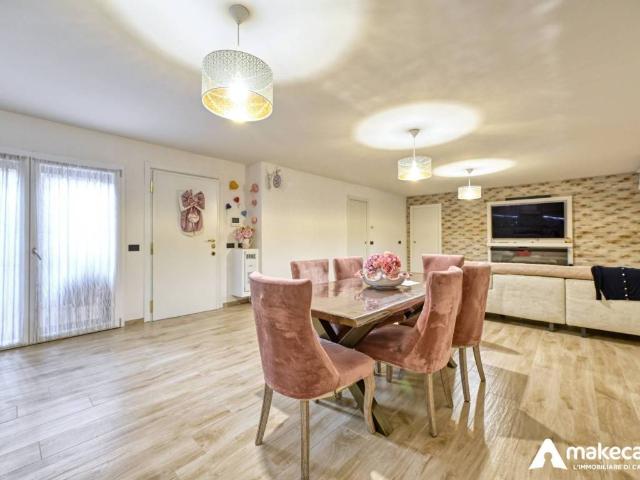Villa in vendita a Rozzano MI