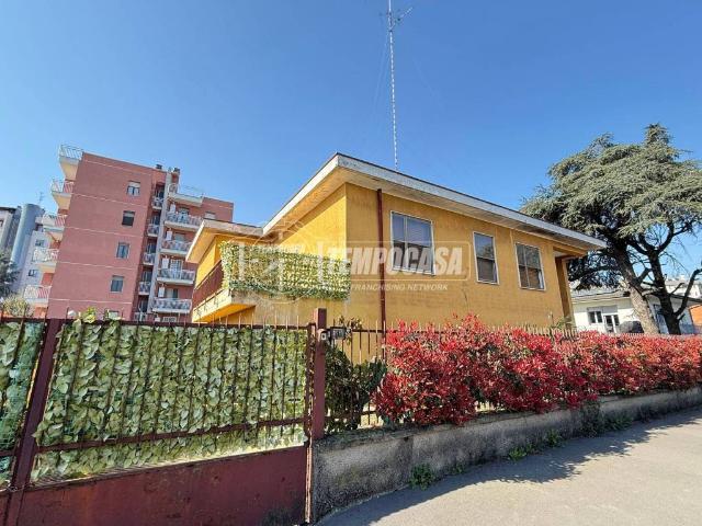 Villa in vendita a Rozzano MI