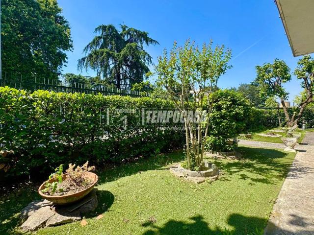 Villa in vendita a Rozzano MI
