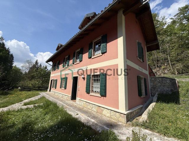 Villa in vendita a Roana