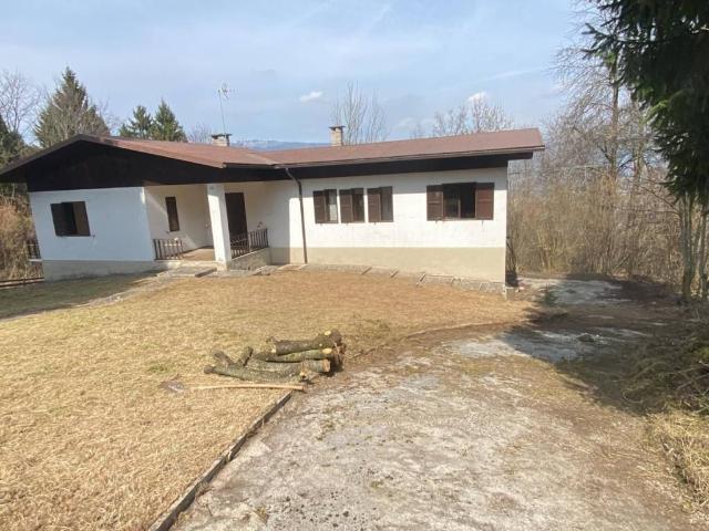 Villa in vendita a Roana VI