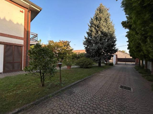 Villa in vendita a Robbio PV