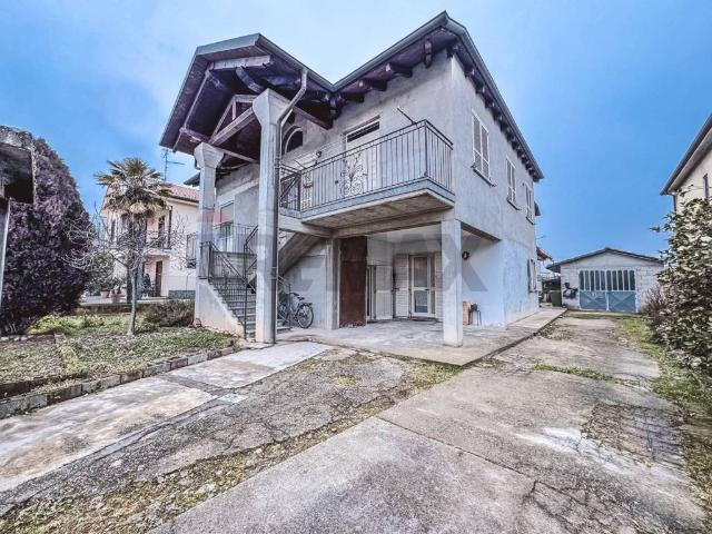 Villa in vendita a Robbio PV