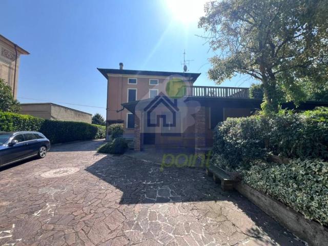 Villa in vendita a Robecco d'Oglio CR