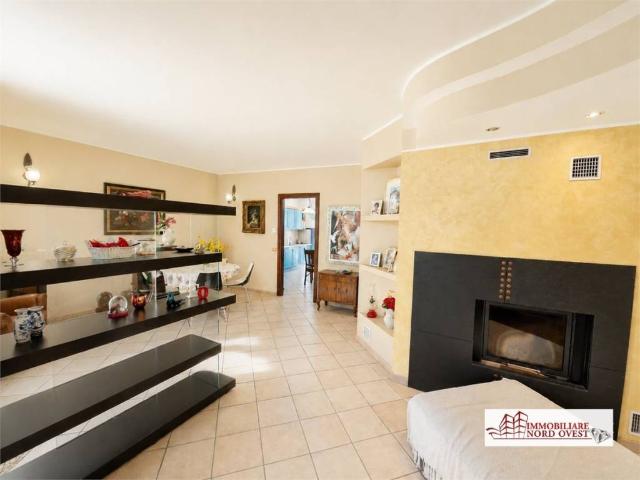 Villa in vendita a Robecco sul Naviglio MI