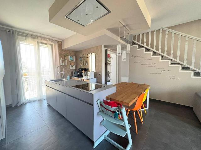 Villa in vendita a Robecco sul Naviglio MI
