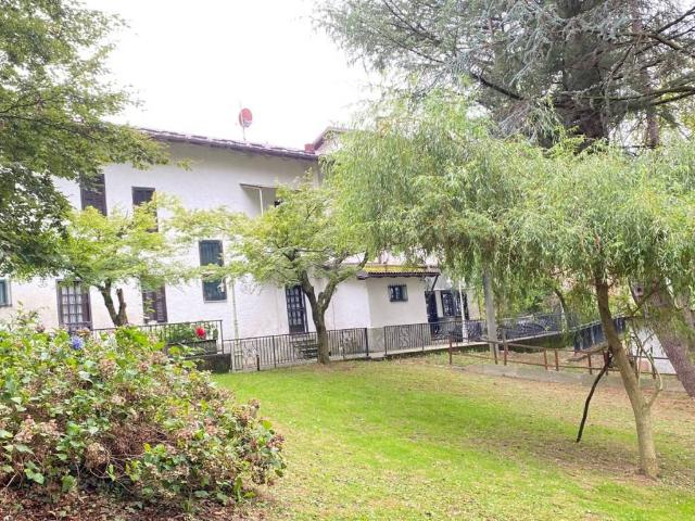 Villa in vendita a Roburent CN