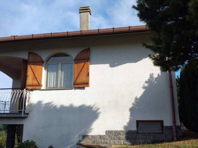 Villa in vendita a Roccavignale SV