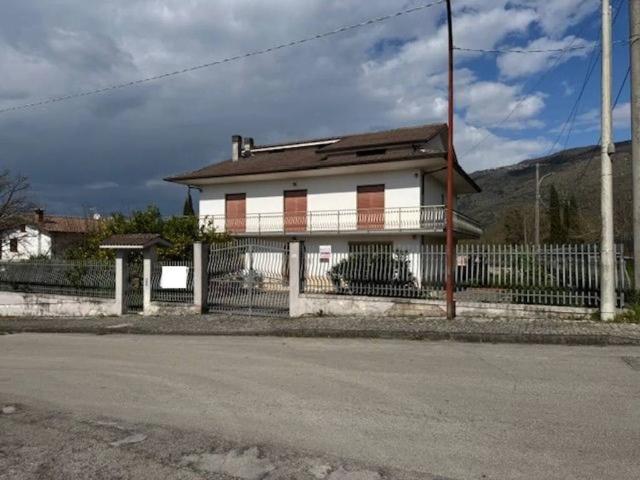Villa in vendita a Rocca d'Evandro CE