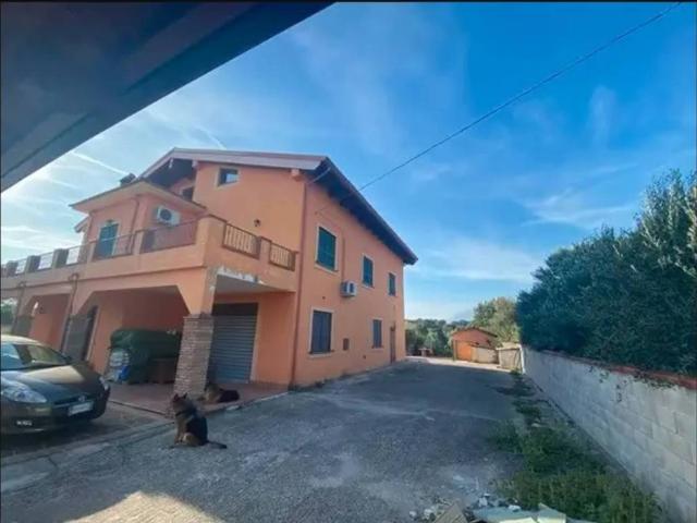 Villa in vendita a Rocca d'Evandro CE