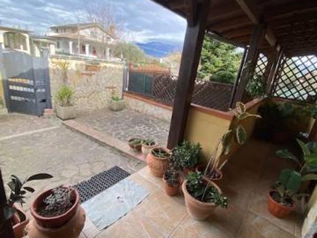 Villa in vendita a Rocca d'Evandro CE