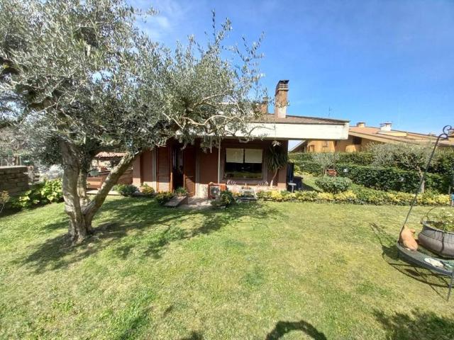Villa in vendita a Rocca di Papa RM