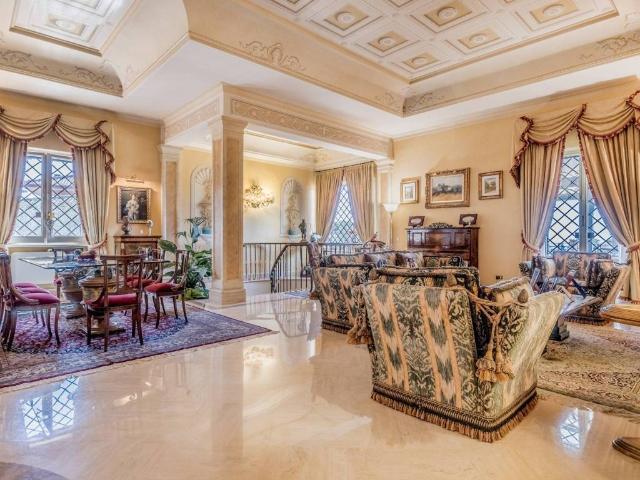 Villa in vendita a Rocca di Papa RM