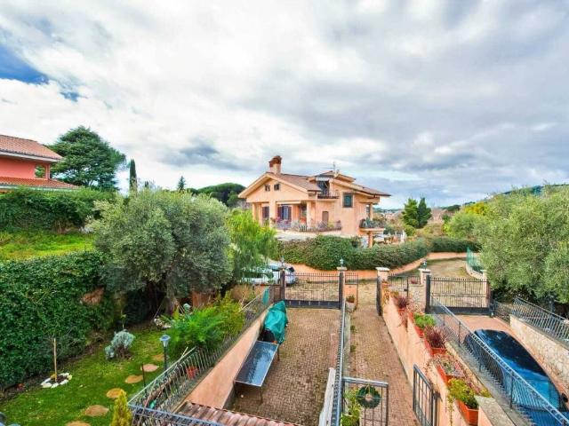 Villa in vendita a Rocca di Papa RM