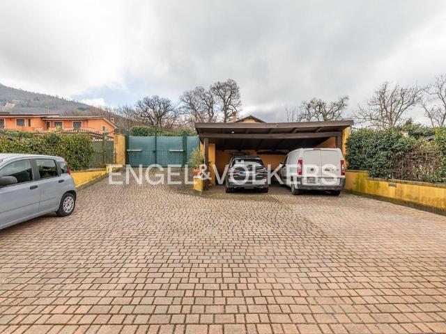 Villa in vendita a Rocca di Papa RM