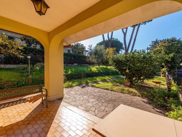 Villa in vendita a Rocca di Papa RM