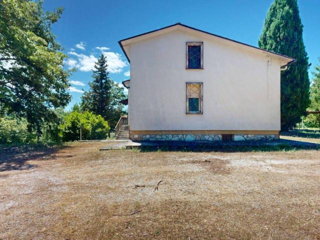Villa in vendita a Rocca Sinibalda RI