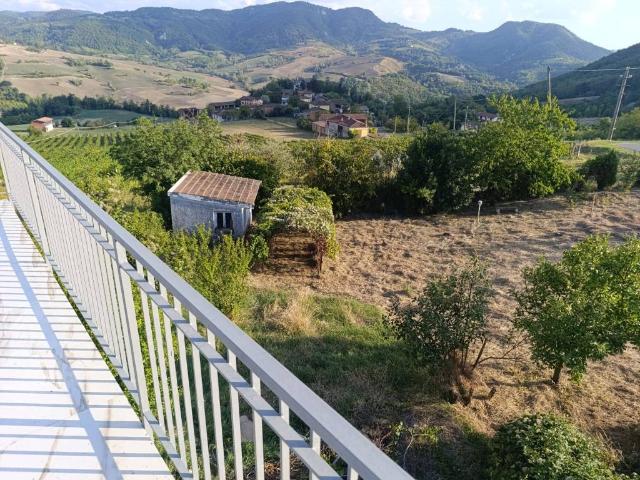Villa in vendita a Rocca Susella PV