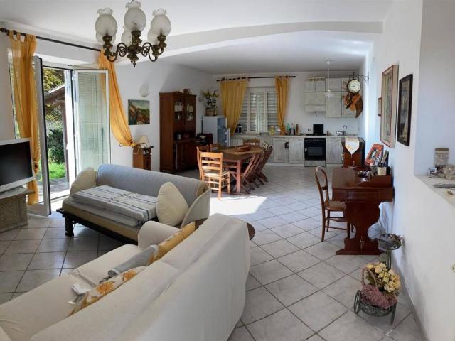 Villa in vendita a Rocca Priora RM