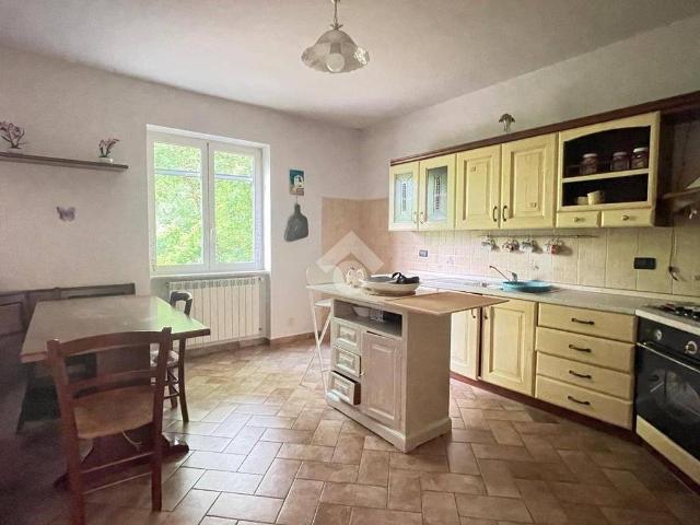 Villa in vendita a Roccabascerana AV