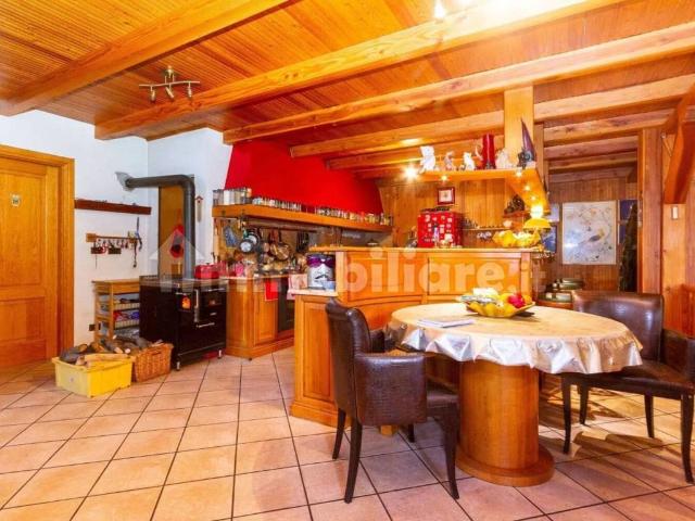 Villa in vendita a Roccabruna CN