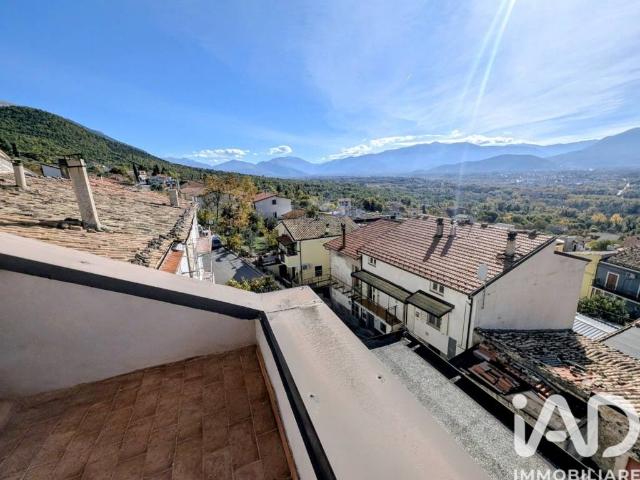 Villa in vendita a Roccacasale AQ