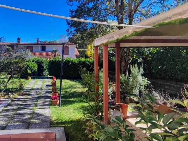 Villa in vendita a Roccagiovine RM