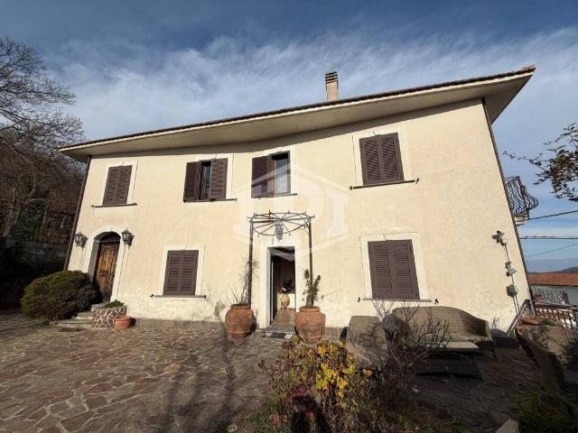Villa in vendita a Roccamonfina CE